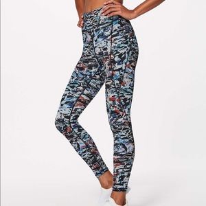 Lululemon Break Free Tight (25")